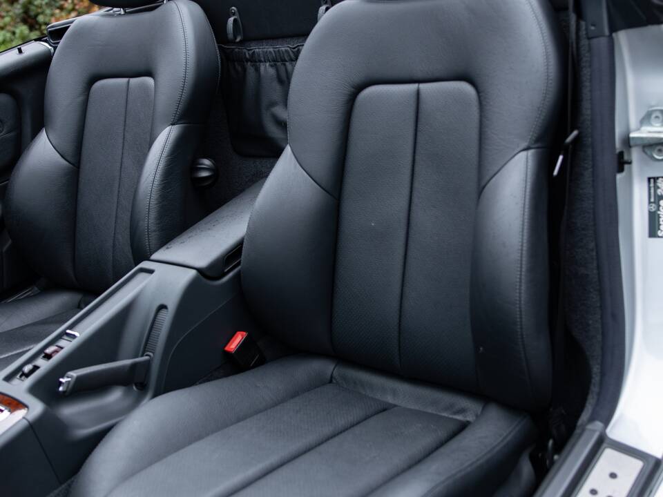 Image 21/47 of Mercedes-Benz SLK 230 Kompressor (2000)