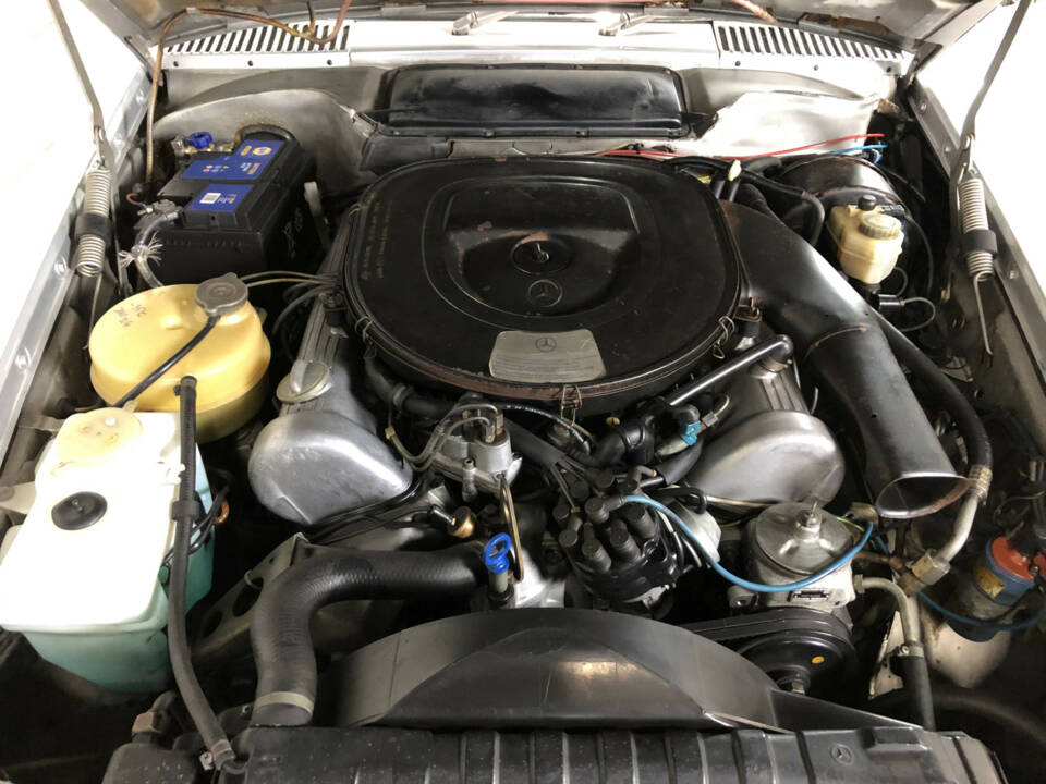 Bild 25/26 von Mercedes-Benz 450 SLC 5,0 (1978)