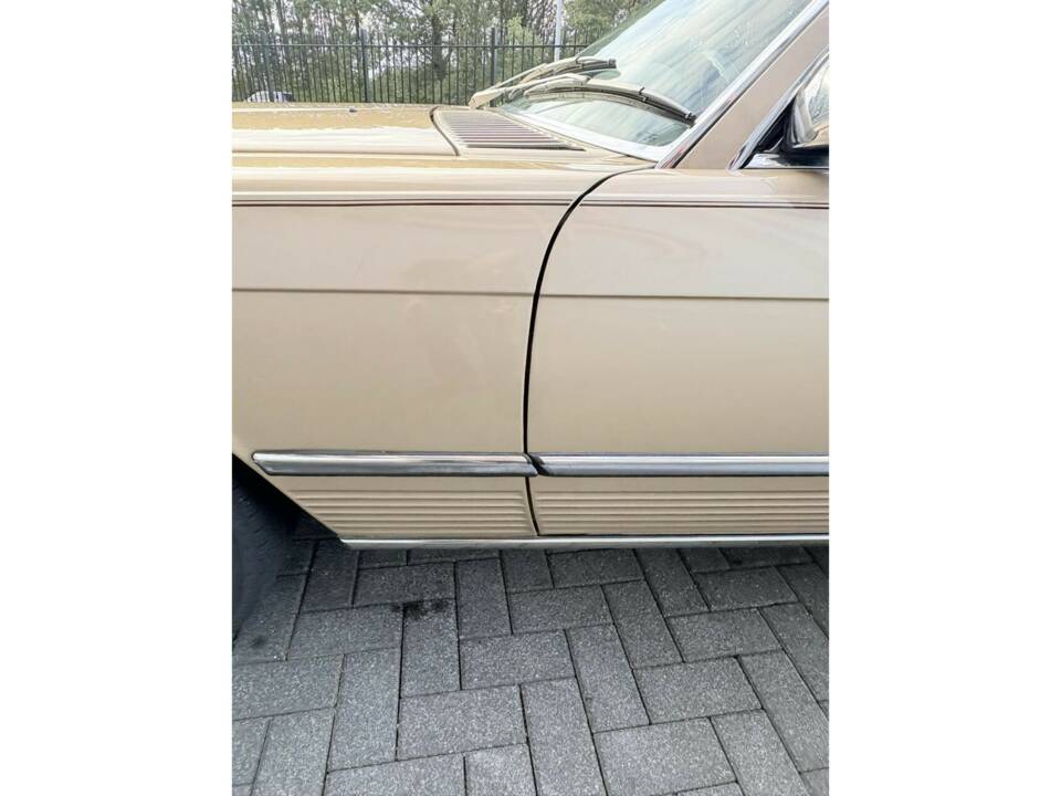 Image 3/50 of Mercedes-Benz 560 SL (1987)