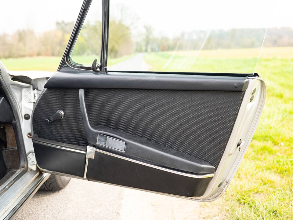 Image 30/40 of Porsche 911 2.2 S (1971)