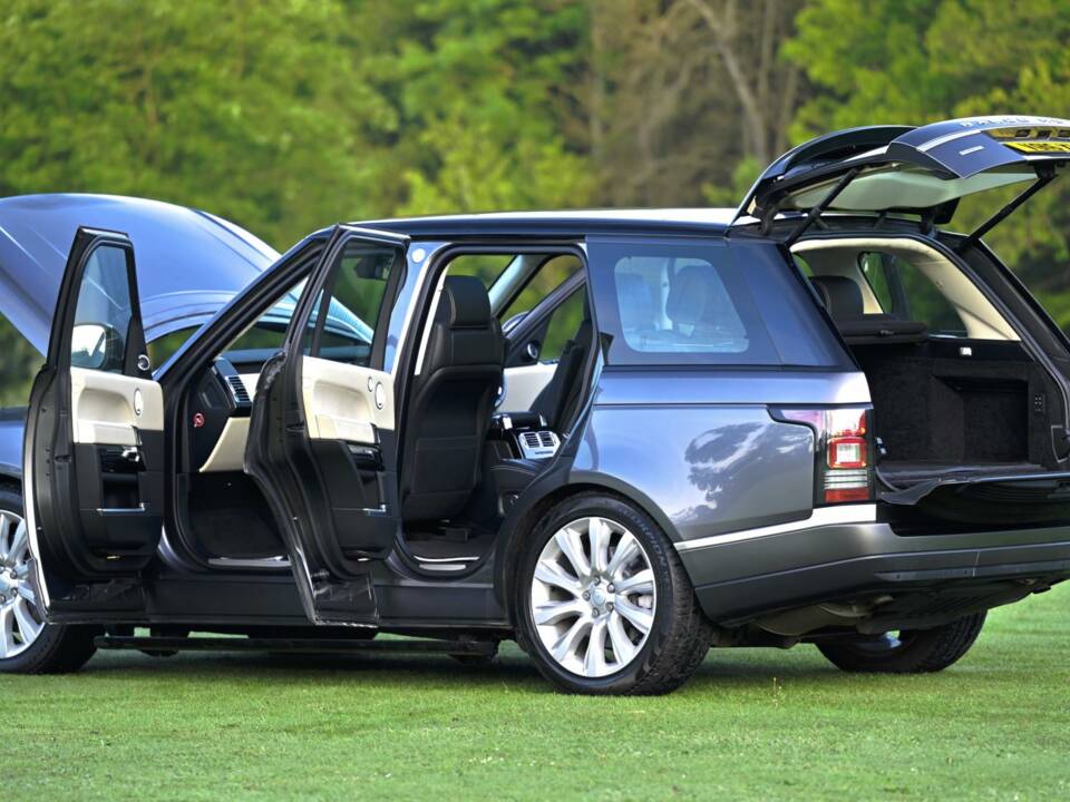 Image 22/50 de Land Rover Range Rover Autobiography SDV8 (2016)