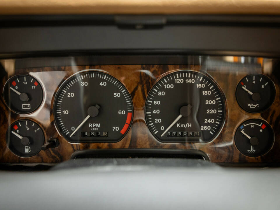 Image 31/50 of Jaguar XJS 6.0 (1994)