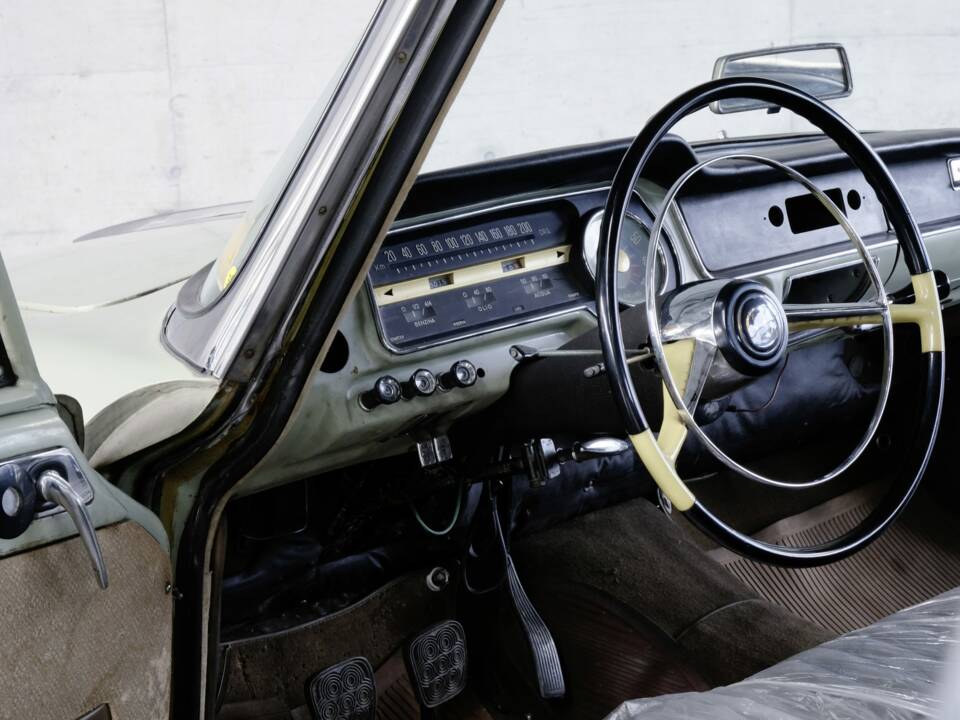 Image 21/48 of Alfa Romeo 2600 Berlina (1962)