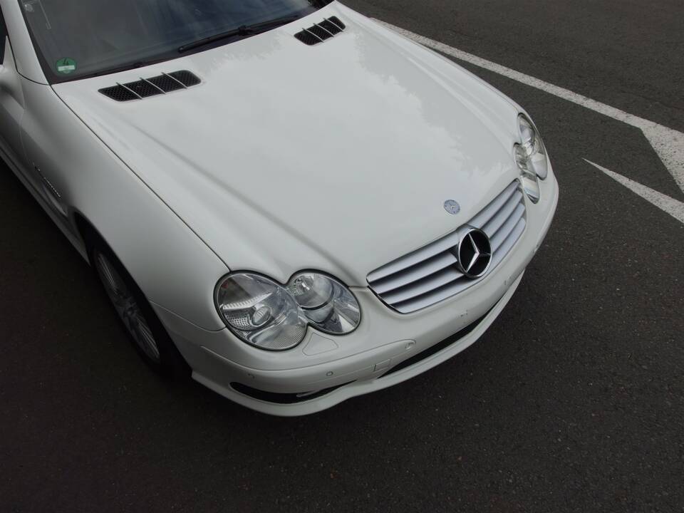 Image 10/97 de Mercedes-Benz SL 55 AMG (2003)