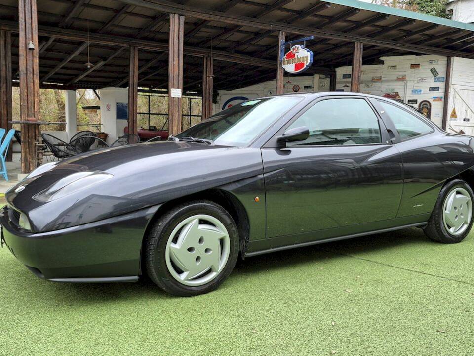 Immagine 5/63 di FIAT Coupé 2.0 16V (1994)