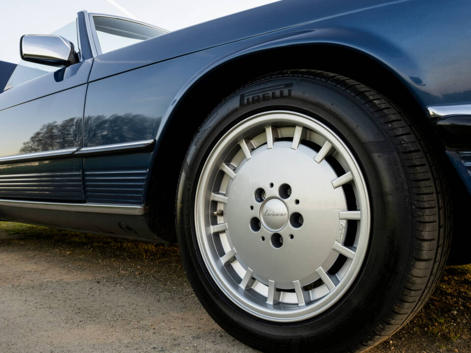 Immagine 23/42 di Mercedes-Benz 300 SL (1986)
