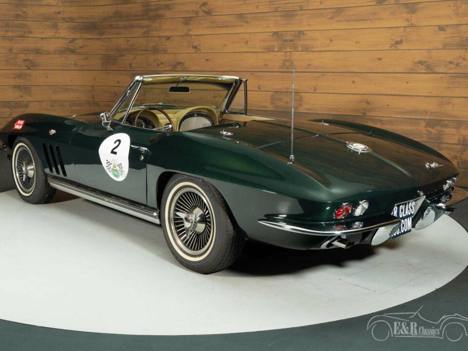 Immagine 3/19 di Chevrolet Corvette Sting Ray Convertible (1965)