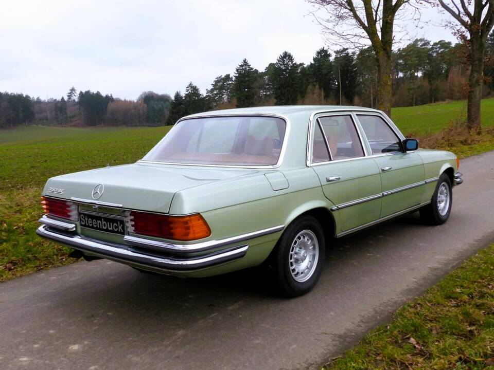 Mercedes-Benz 350 SE Limousine (W 116) silberdistel metallic 1977