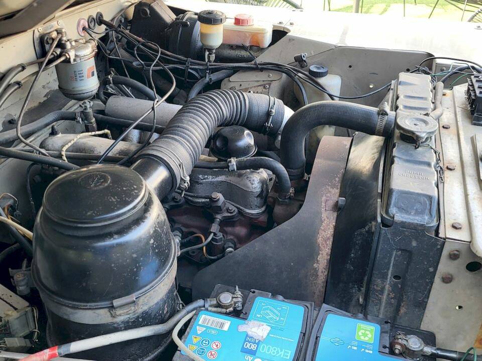 Bild 38/39 von Land Rover 88 (1981)