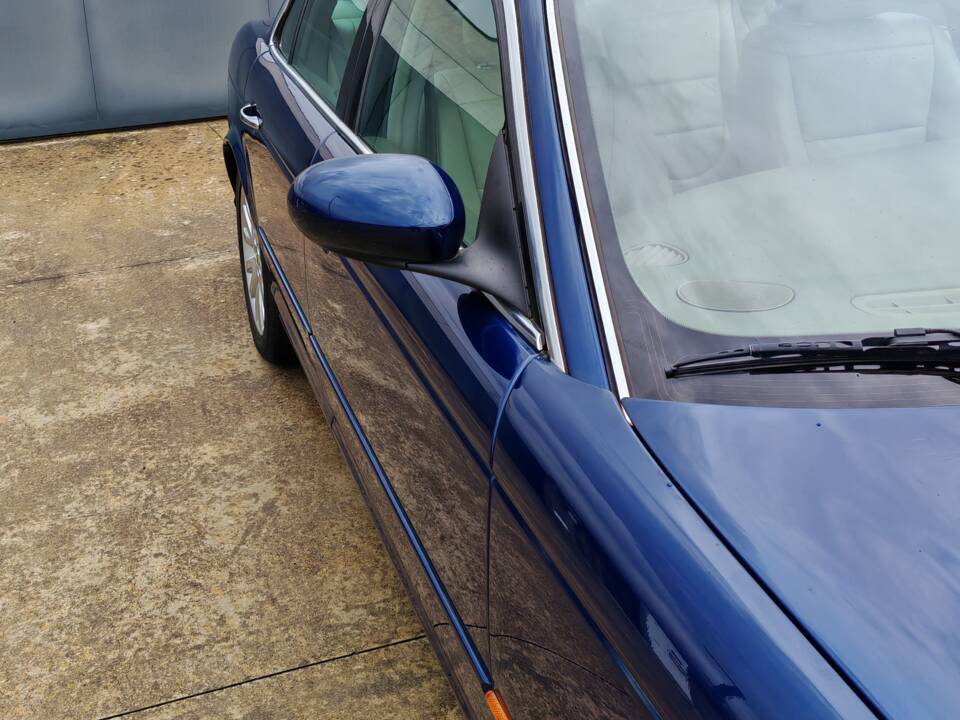 Bild 14/50 von Jaguar XJ 8 3.5 (2003)
