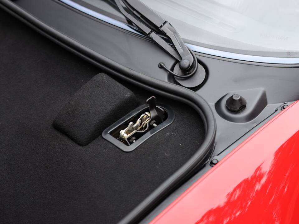 Image 23/93 of Ferrari F 355 Berlinetta (1997)