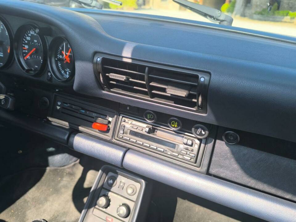 Bild 17/40 von Porsche 911 Carrera 3.2 (WTL) (1986)