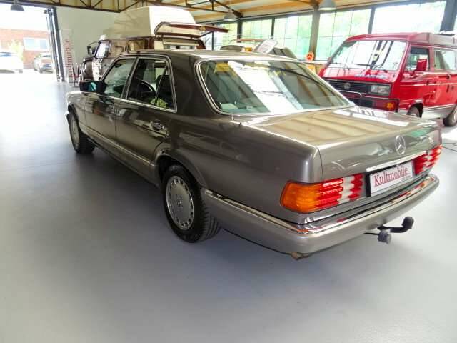 Bild 3/20 von Mercedes-Benz 300 SE (1990)
