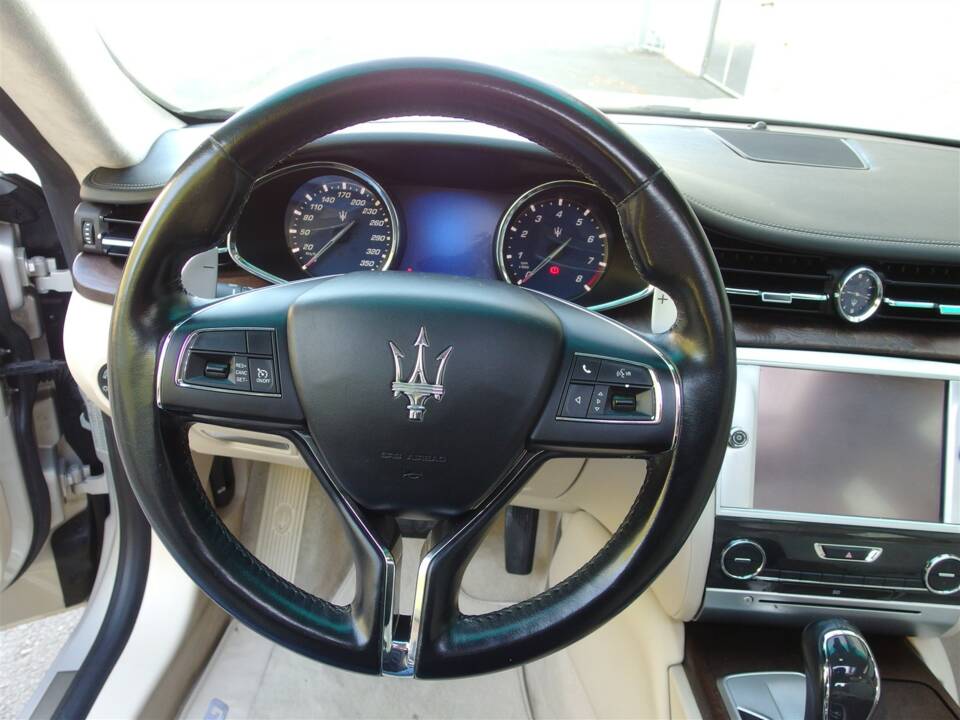 Image 43/99 of Maserati Quattroporte GTS (2014)