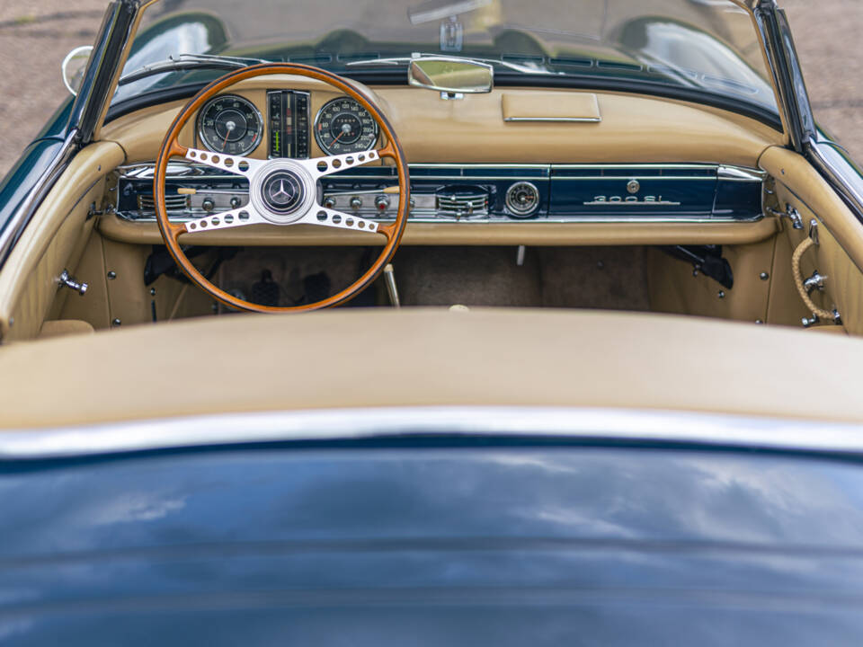 Immagine 22/50 di Mercedes-Benz 300 SL Roadster (1958)