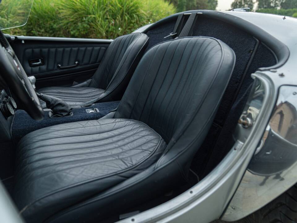 Image 32/50 of AC Cobra Mk IV (1987)
