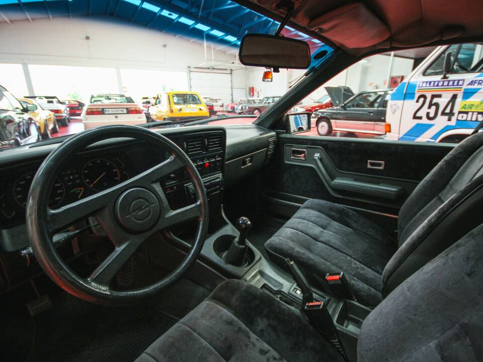 Bild 9/13 von Opel Monza 3,0 E (1983)