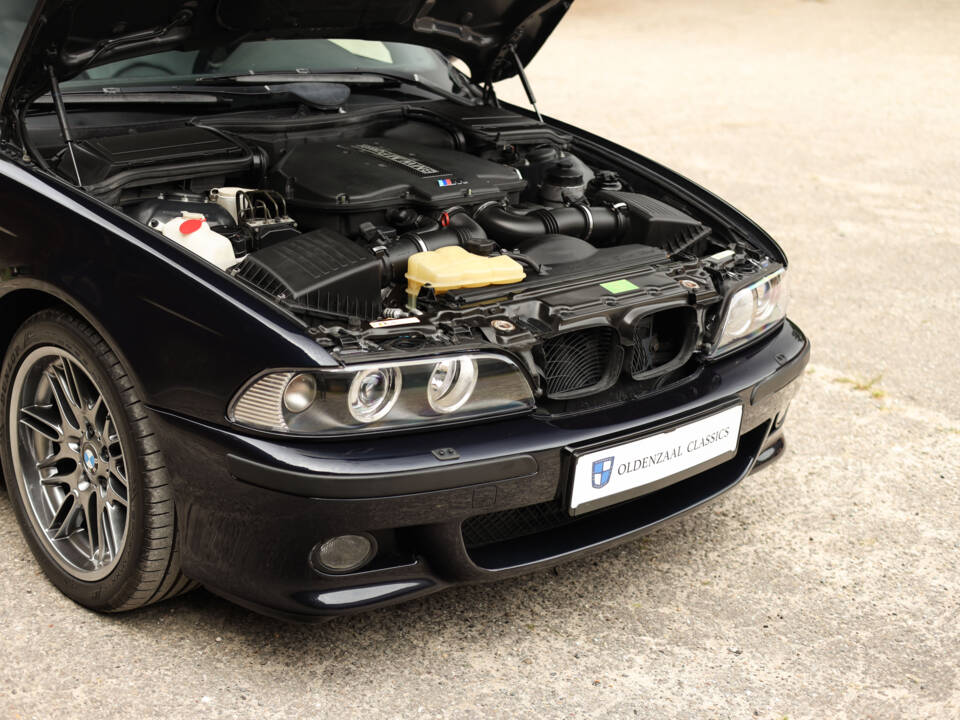 Bild 31/82 von BMW M5 (2000)