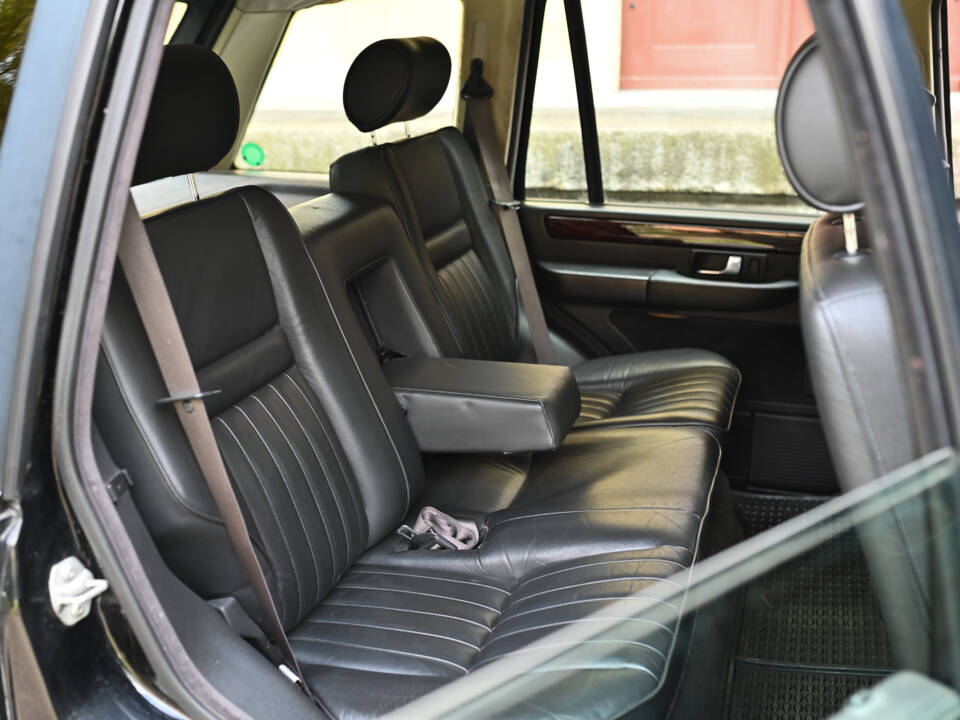 Image 21/25 of Land Rover Range Rover 4.6 HSE (1997)