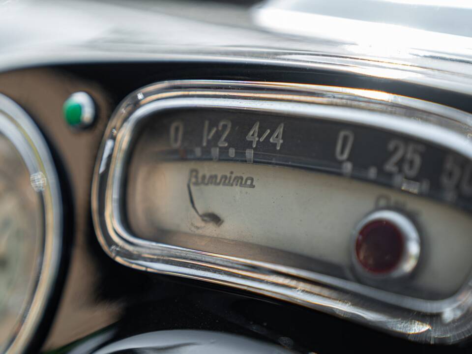Image 36/50 of Lancia Augusta Ghia (1935)