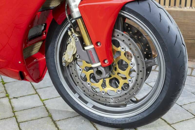 Bild 38/42 von Ducati 996 (2001)