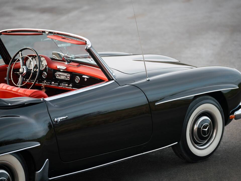 Image 12/22 of Mercedes-Benz 190 SL (1963)