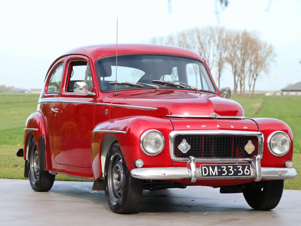 Image 9/50 of Volvo PV 544 Sport (1965)
