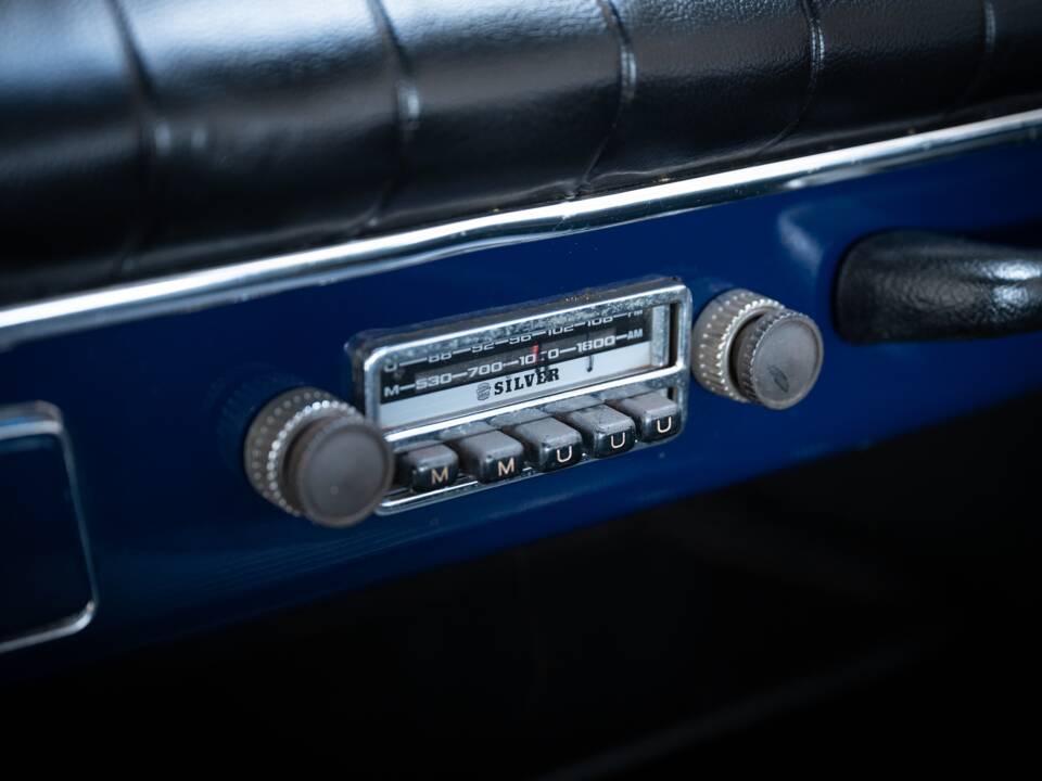 Image 12/30 of Volvo P 121 (1965)