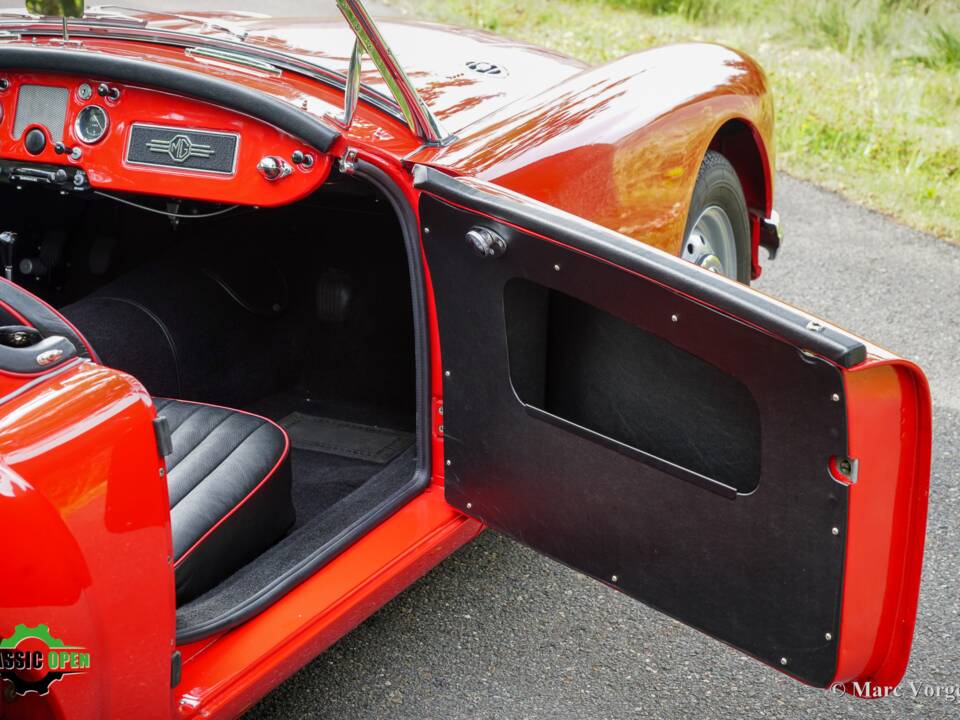 Immagine 9/50 di MG MGA 1600 (1960)