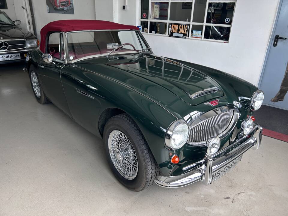 Immagine 3/31 di Austin-Healey 3000 Mk II (BJ7) (1962)