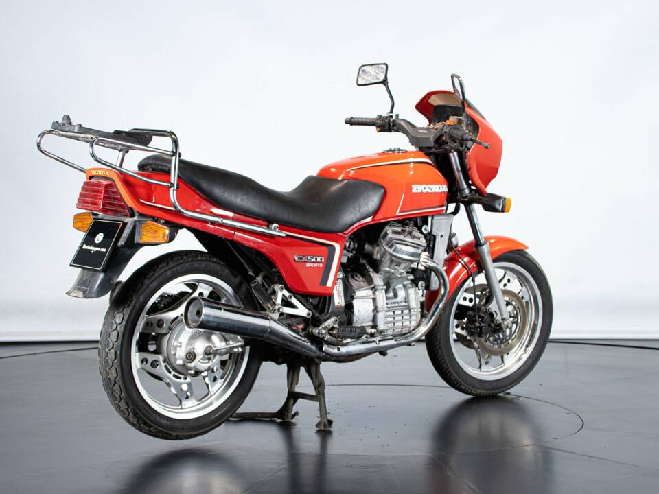 Image 6/40 of Honda CX 500 Turbo (1982)