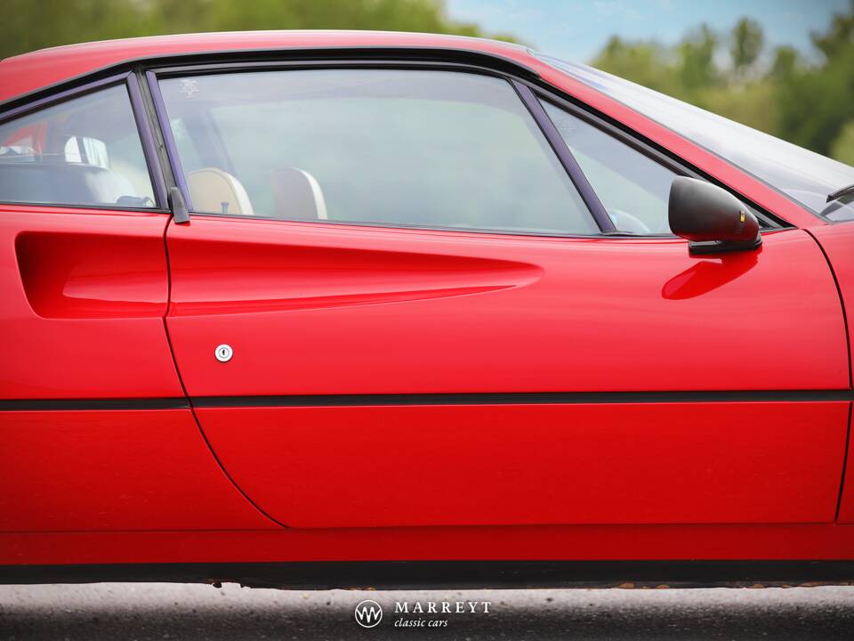 Bild 20/55 von Ferrari 308 GTBi (1981)
