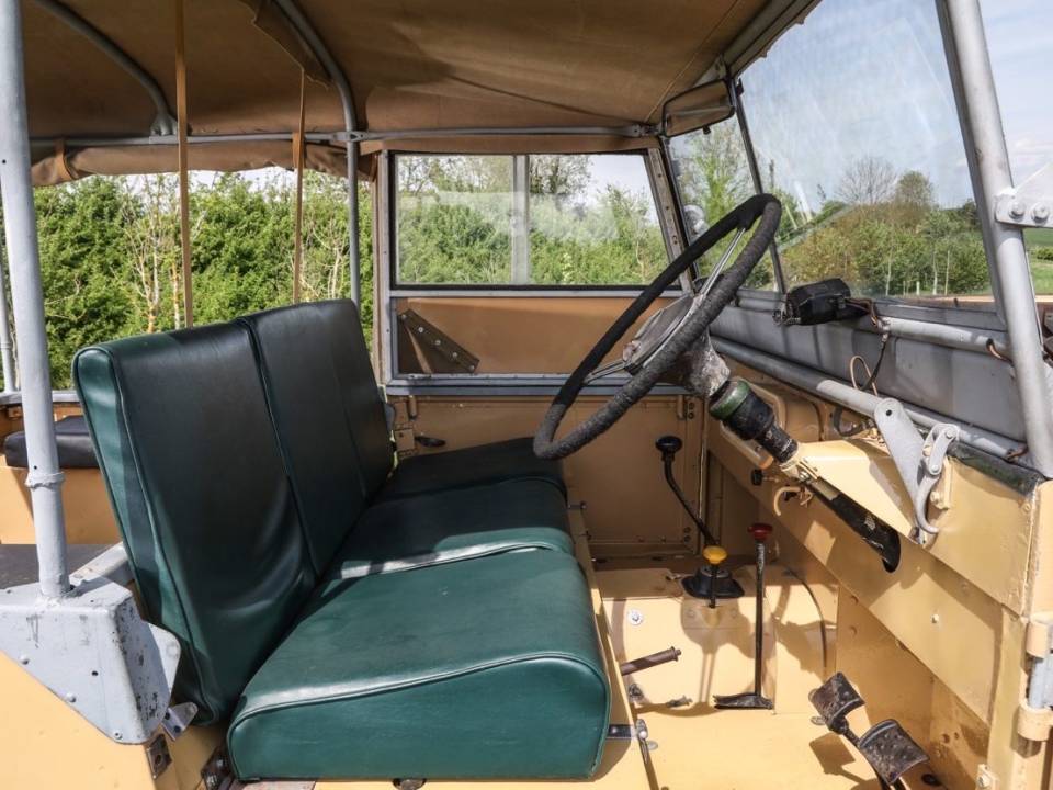 Image 12/16 of Land Rover 80 (1952)