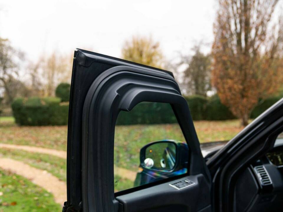 Image 26/38 of Land Rover Range Rover V8 SV Autobiography (2016)