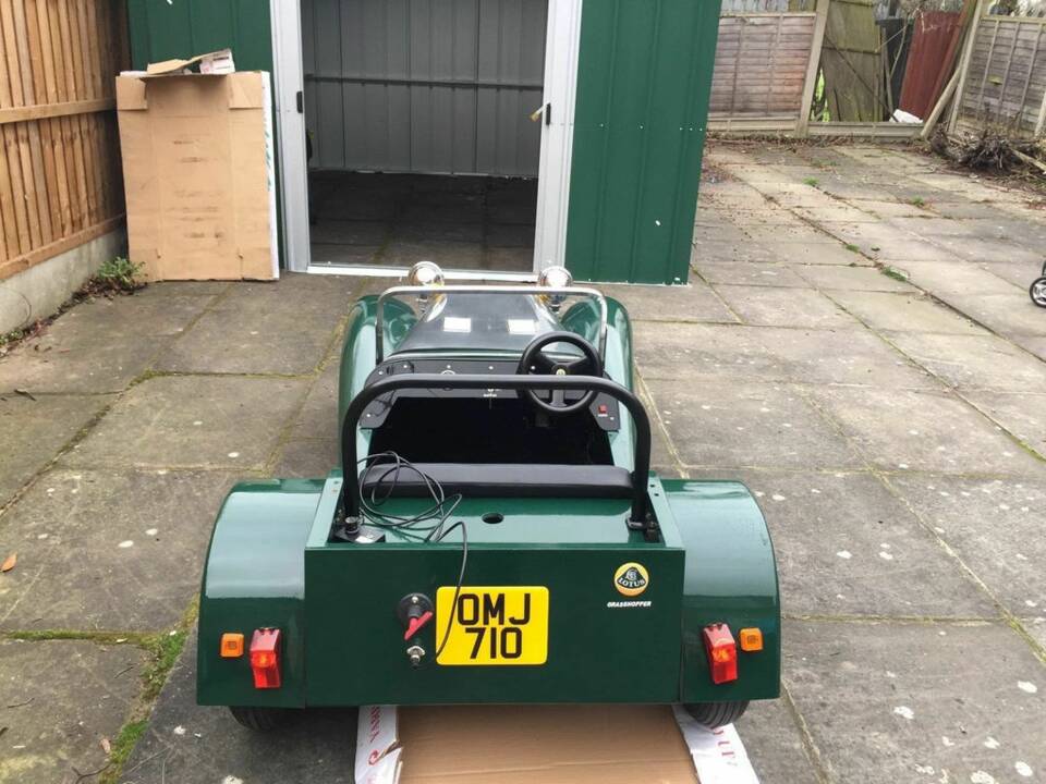 Image 4/8 de BWE Grasshopper (2000)