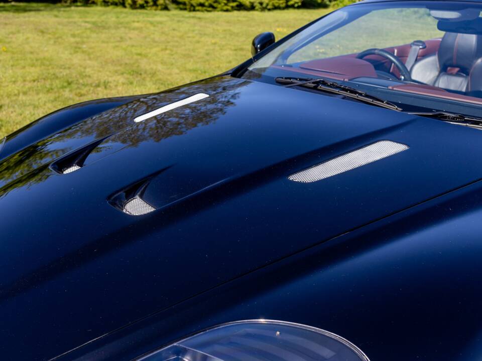 Image 4/39 of Aston Martin DBS Volante (2011)