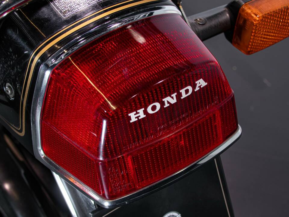 Bild 28/50 von Honda DUMMY (1981)