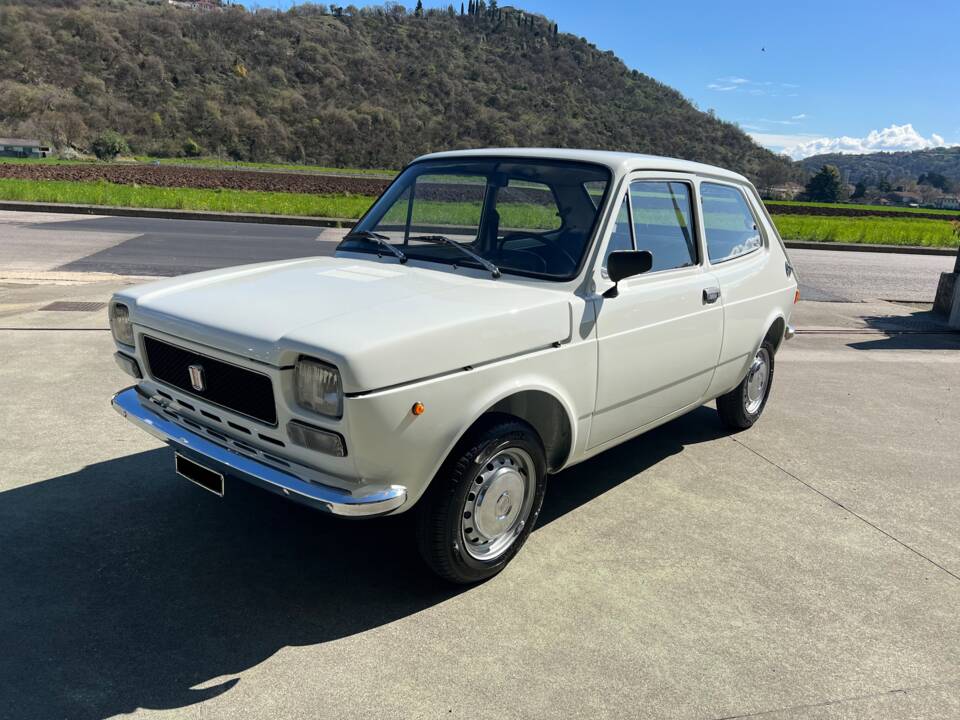 Image 3/50 of FIAT 127 (1972)