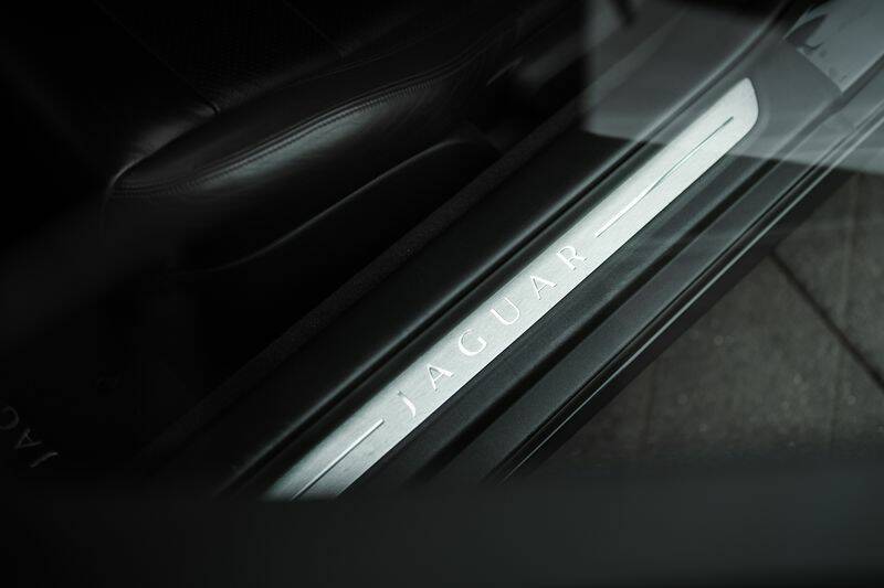 Imagen 13/37 de Jaguar XKR (2008)