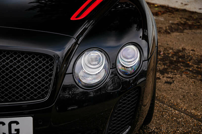 Immagine 46/48 di Bentley Continental GTC Supersports ISR (2012)