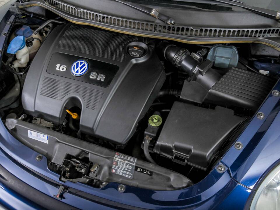 Immagine 37/50 di Volkswagen New Beetle 1.6 (2004)