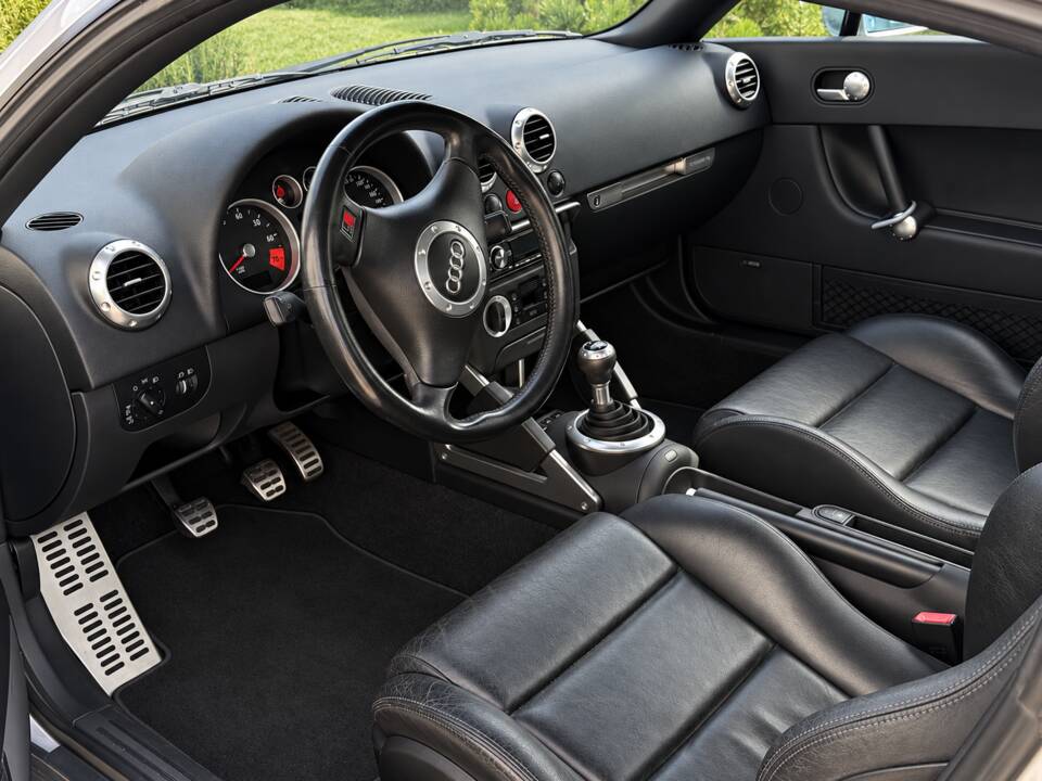 Imagen 5/6 de Audi TT 1.8 T quattro (1999)