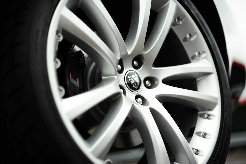 Imagen 12/37 de Jaguar XKR (2008)