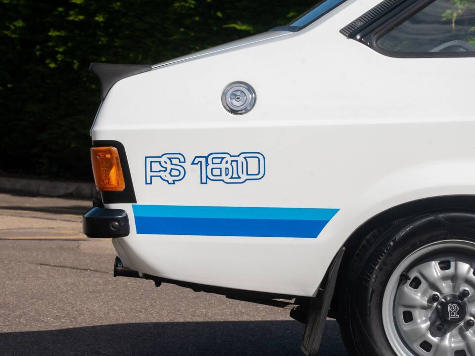 Image 6/50 of Ford Escort Mk II RS1800 (1976)