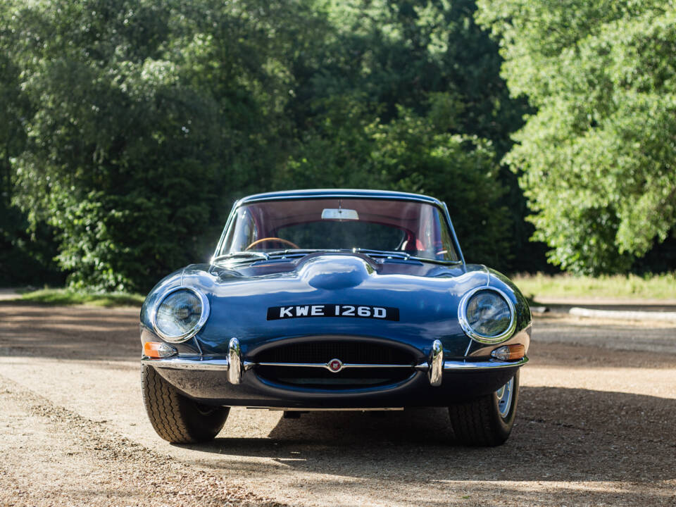 Bild 30/50 von Jaguar E-Type 4.2 (1966)