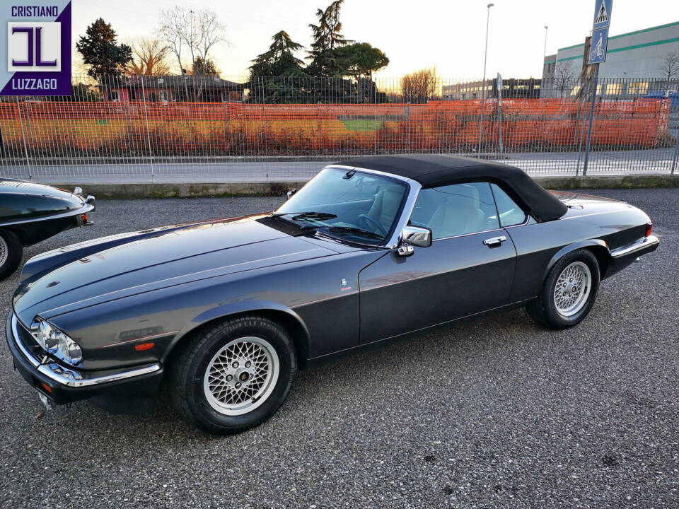 Image 42/70 of Jaguar XJ-S Convertible (1988)