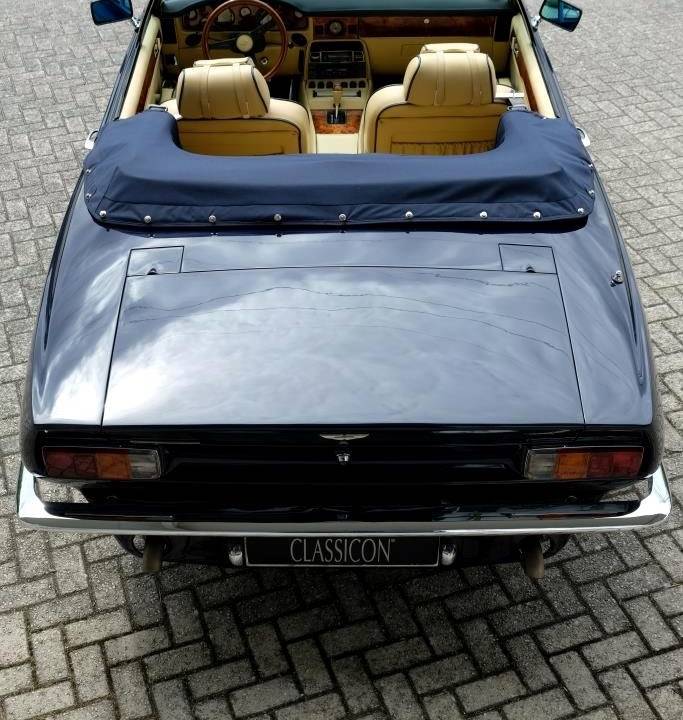 Immagine 22/41 di Aston Martin V8 Volante (1979)