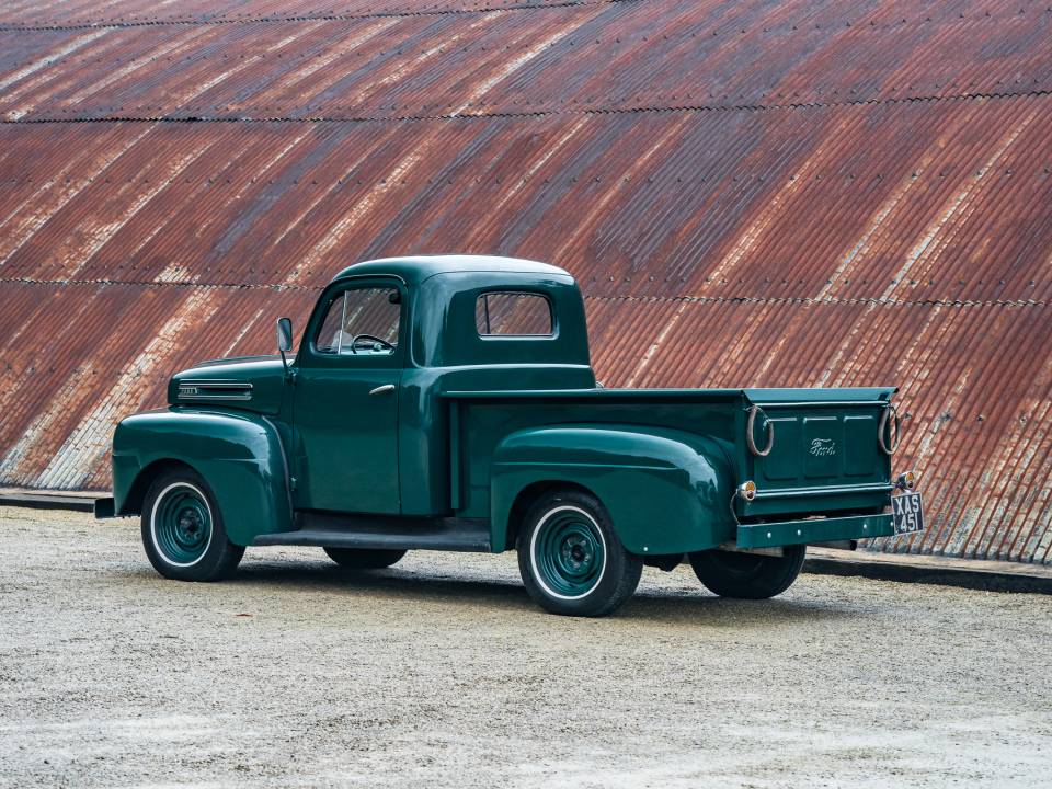Image 7/48 of Ford F-1 (1950)