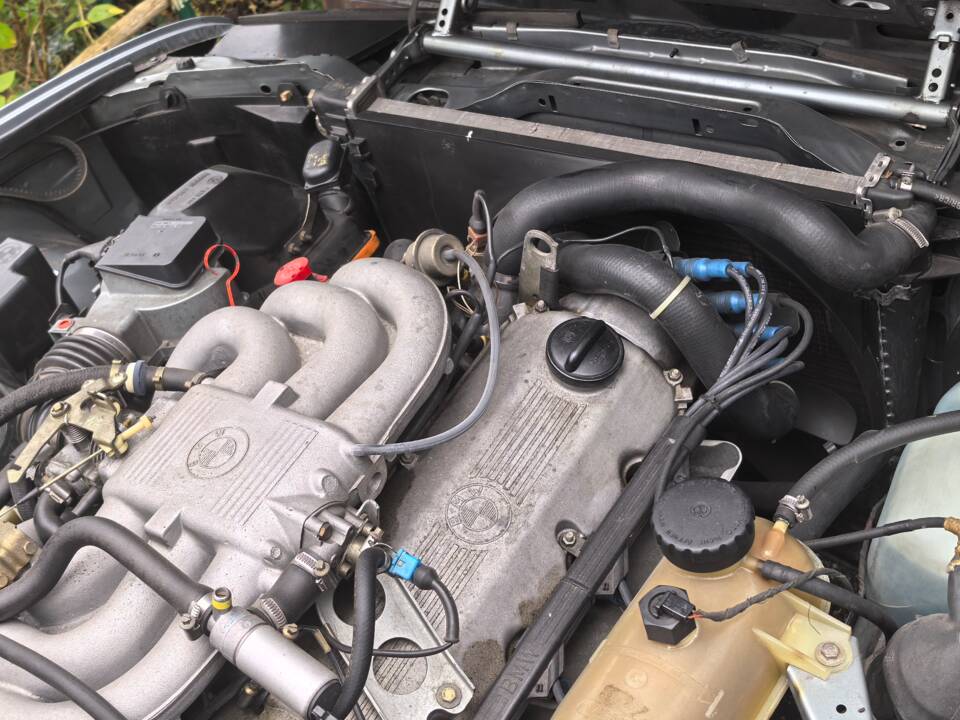 Bild 4/9 von BMW 325e (1985)