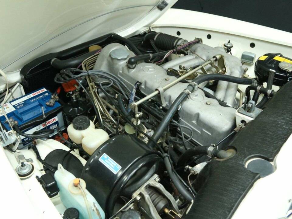 Bild 38/50 von Mercedes-Benz 230 SL (1967)